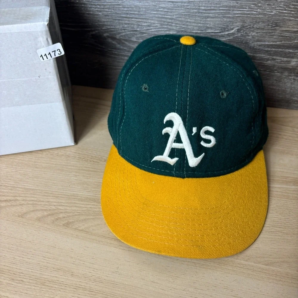 Vintage Oakland Athletics Hat Cap Fitted 7 Green Wool New Era USA Made